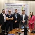 Presidente da Etipi realiza visita técnica em empresa referência na área de tecnologia no Brasil