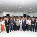 Seminário da Primeira Infância encerra com entrega de três micro-ônibus 