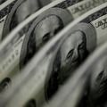 Dólar fecha em R$ 5,66 após superar R$ 5,70 durante o dia