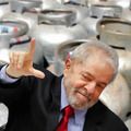 Lula promete gás de cozinha gratuito na cesta básica até 2026