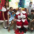 Papai Noel leva alegria às crianças do Hospital Infantil Lucídio Portella