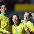 Brasil inicia Copa América com vitória de 2 a 0 sobre a Venezuela