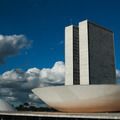 Câmara pauta projeto que regula redes sociais para crianças