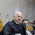 Ministro Edson Fachin assume STF e defende mais diálogo entre Poderes 