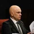 Moraes destitui advogados de dois réus do Núcleo 2 da trama golpista