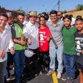 Rafael Fonteles acompanha asfaltamento que beneficia 54 bairros de Teresina